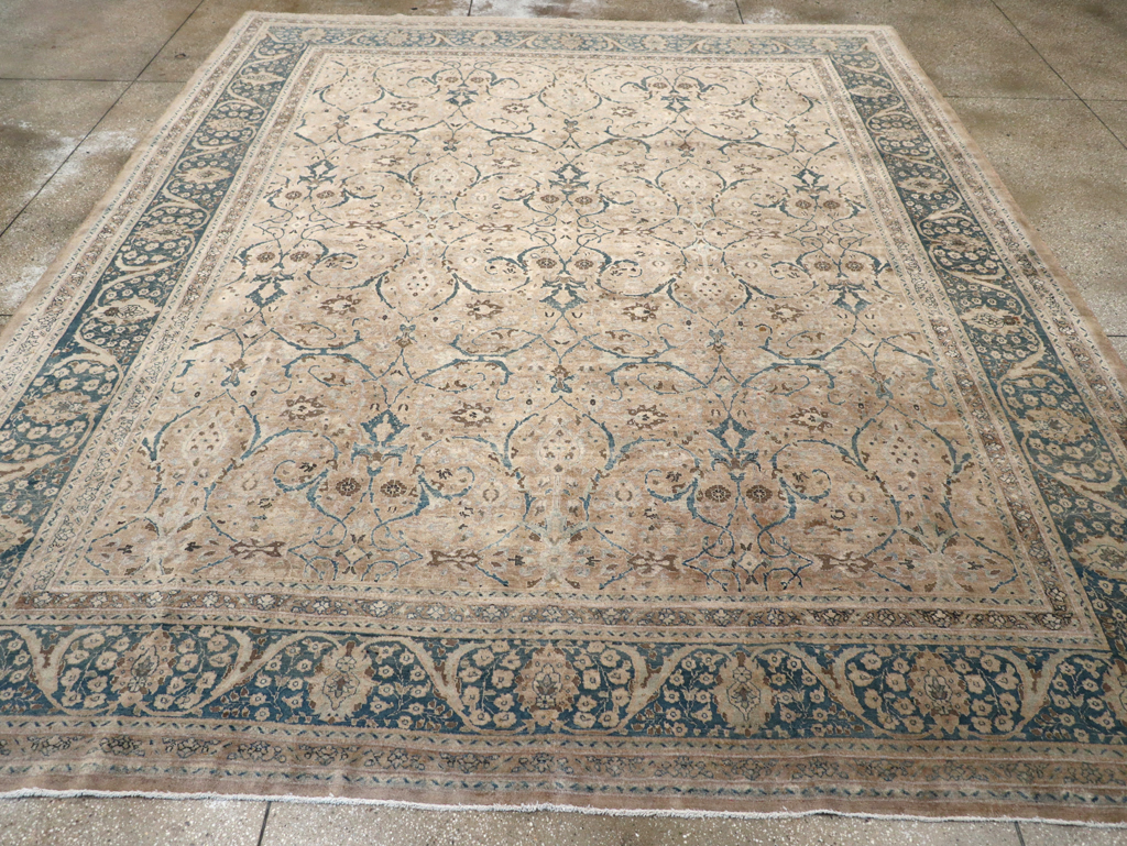 Antique Persian Tabriz Carpet, No.18900 - Gsblank