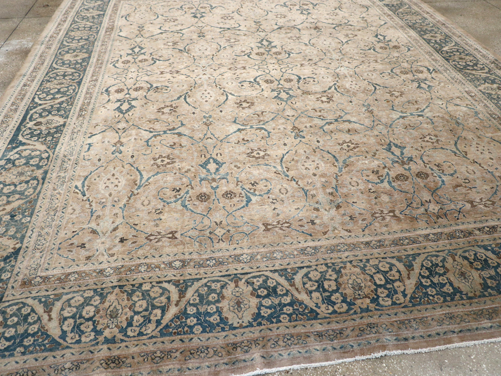 Antique Persian Tabriz Carpet, No.18900 - Gsblank