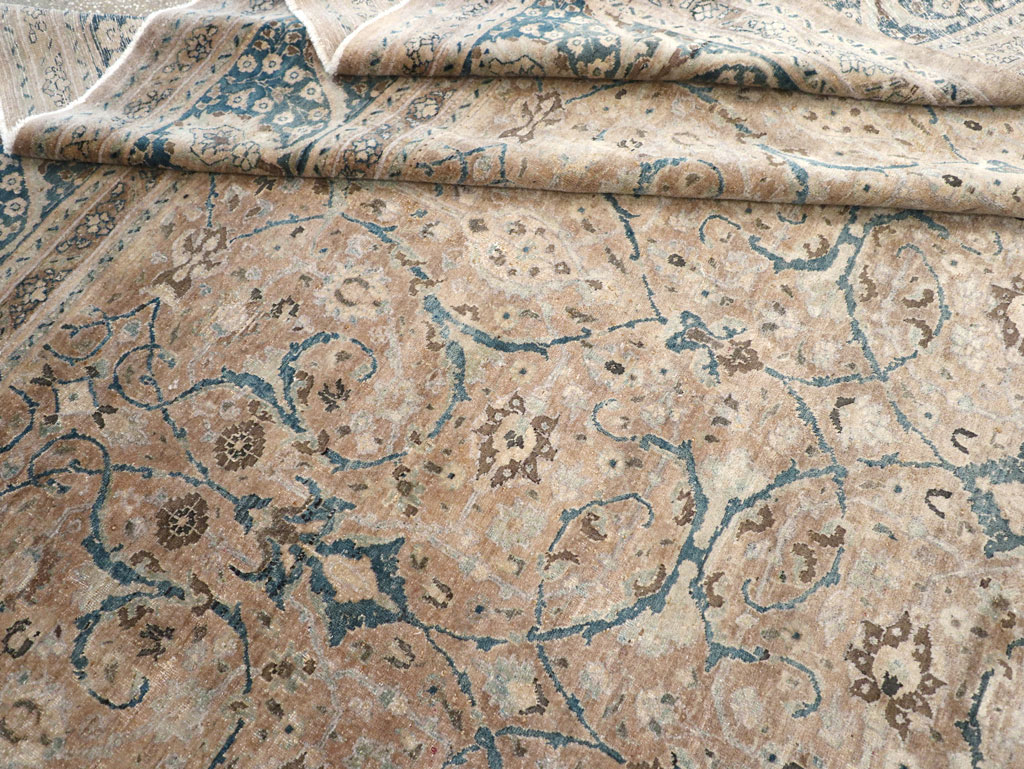 Antique Persian Tabriz Carpet, No.18900 - Gsblank
