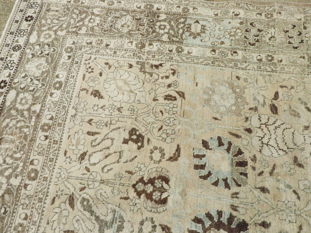 Antique Persian Tabriz Carpet, No.18904 - Gsblank