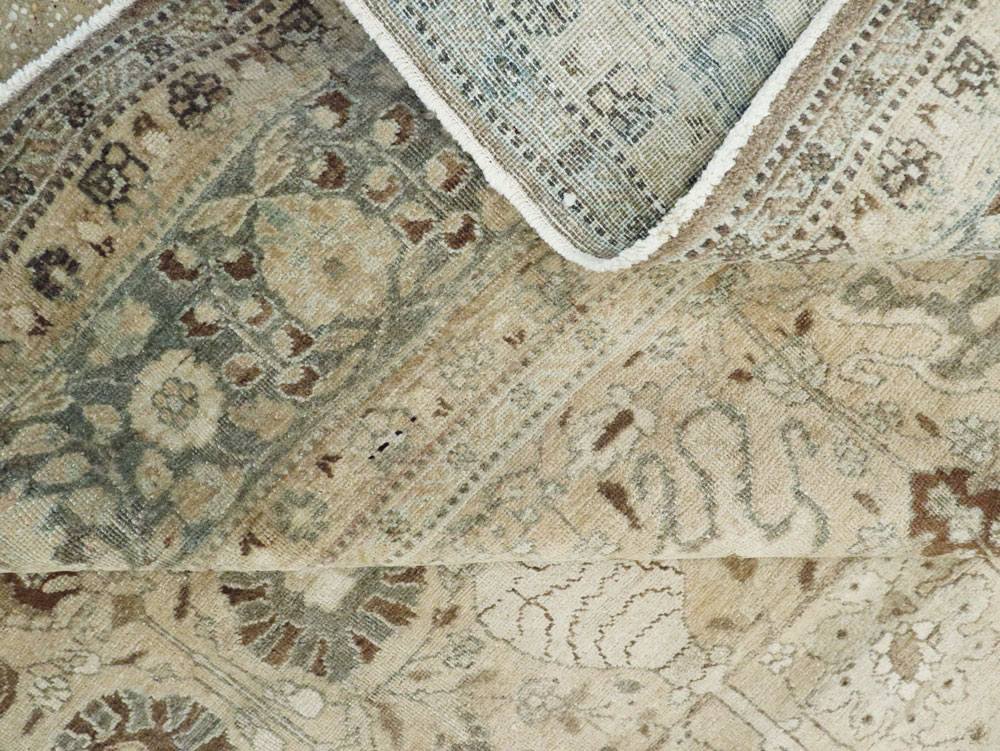 Antique Persian Tabriz Carpet, No.18904 - Gsblank