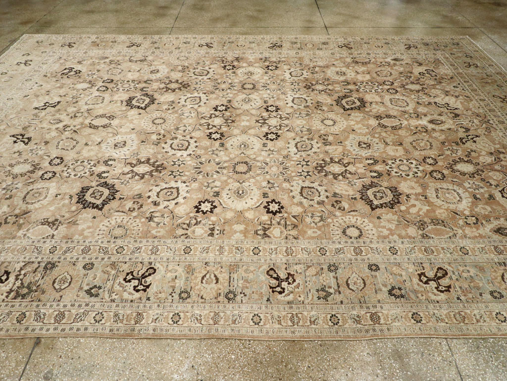 Antique Persian Tabriz Carpet, No.18906 - Gsblank