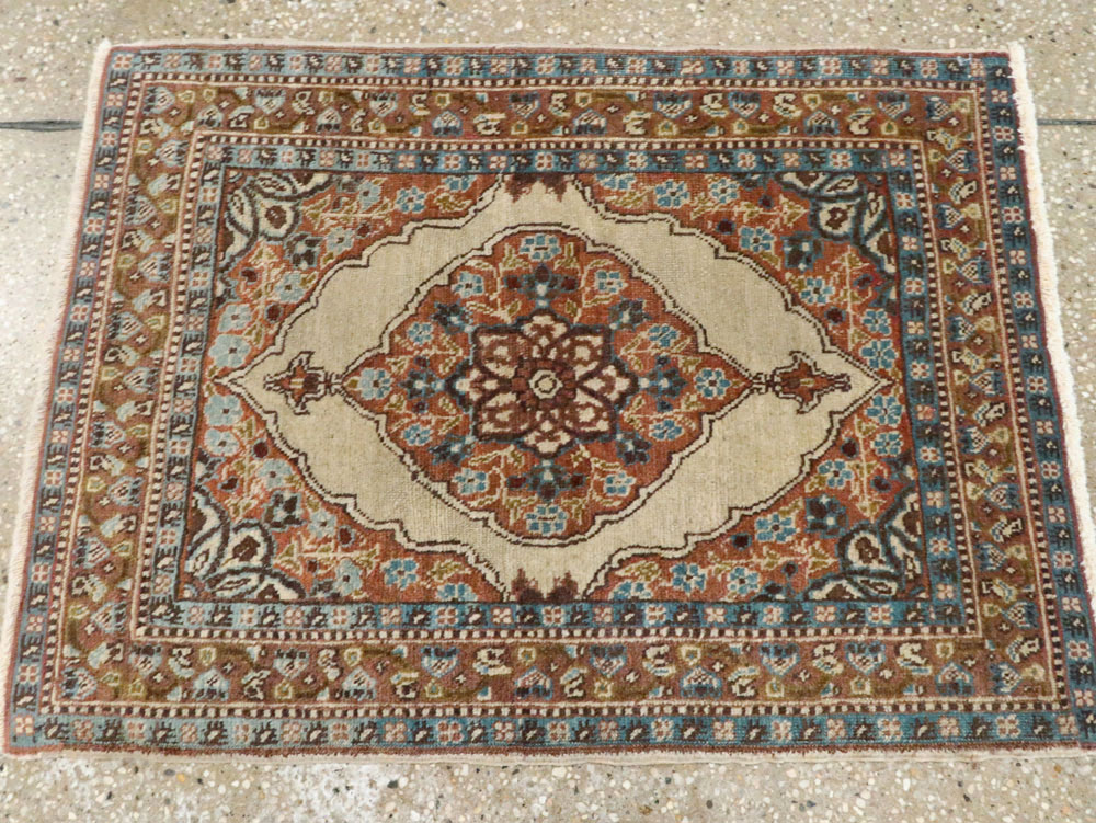 Antique Persian Tabriz Hagi Jalili Rug, No.18913 - Gsblank