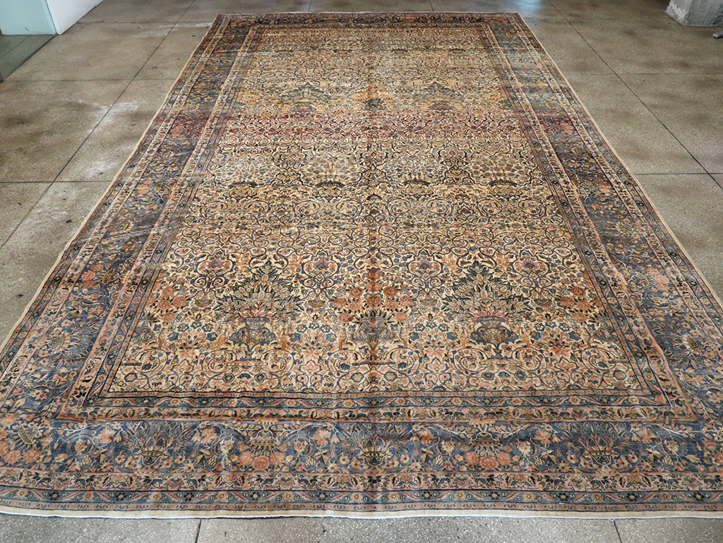 Vintage Persian Lavar Kerman Oversize Carpet, No.18917 - Gsblank