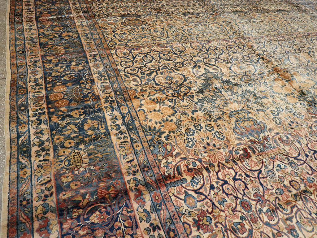 Vintage Persian Lavar Kerman Oversize Carpet, No.18917 - Gsblank