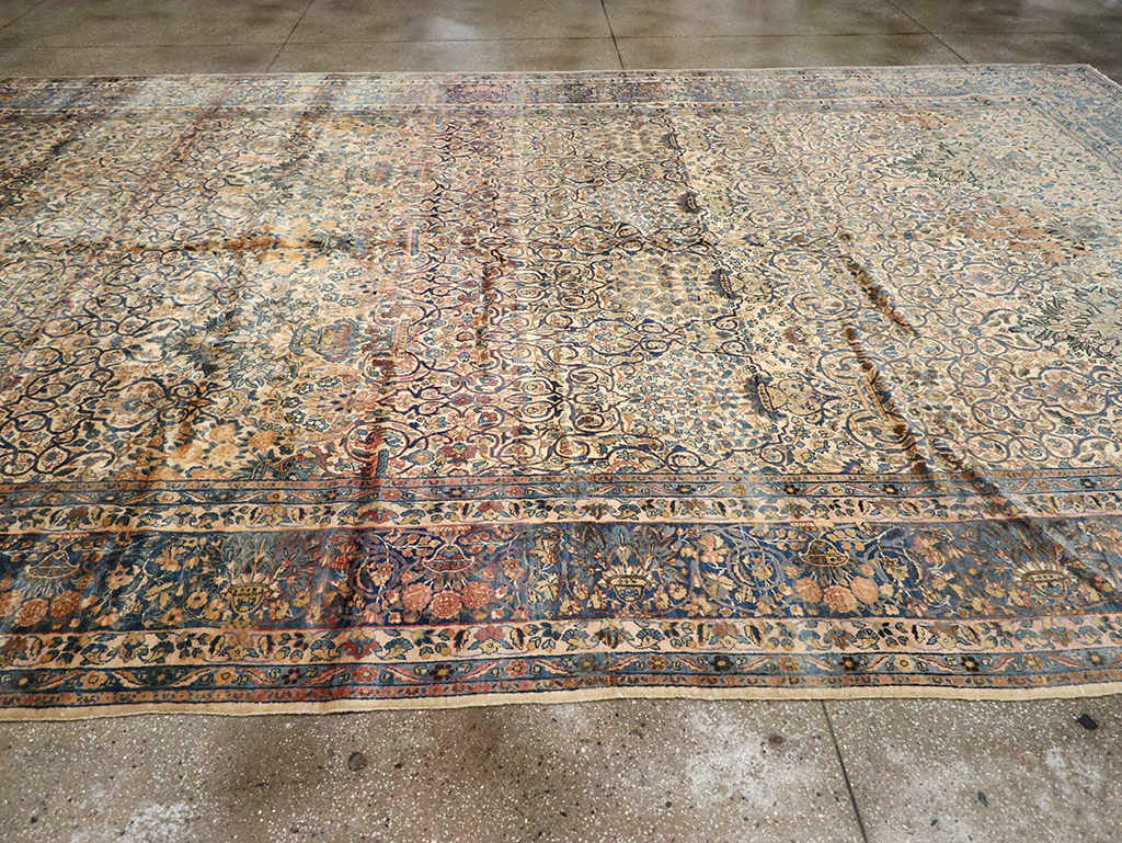Vintage Persian Lavar Kerman Oversize Carpet, No.18917 - Gsblank