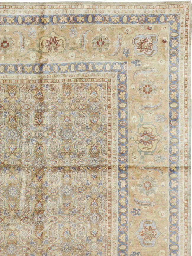 Antique Persian Tabriz Carpet, No.18926 - Gsblank