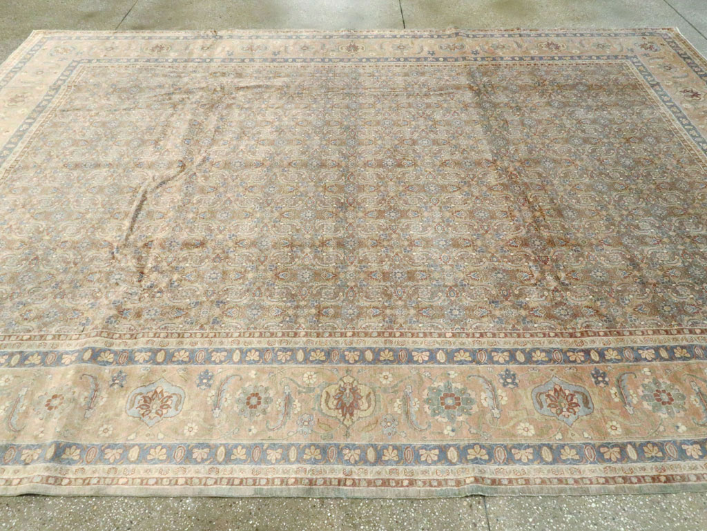 Antique Persian Tabriz Carpet, No.18926 - Gsblank
