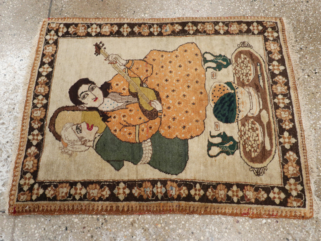 Vintage Persian Tabriz Pictorial Rug, No.18933 - Gsblank