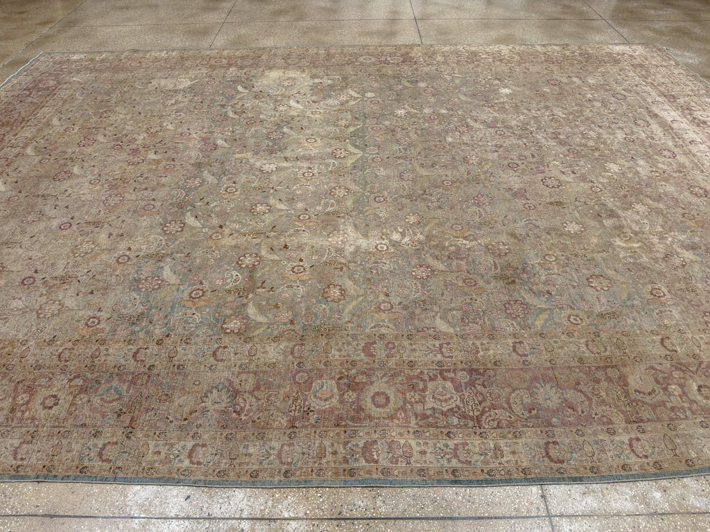 Antique Persian Mashad Carpet, No.18952 - Gsblank
