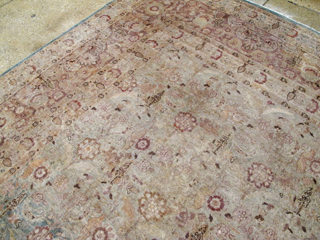 Antique Persian Mashad Carpet, No.18952 - Gsblank