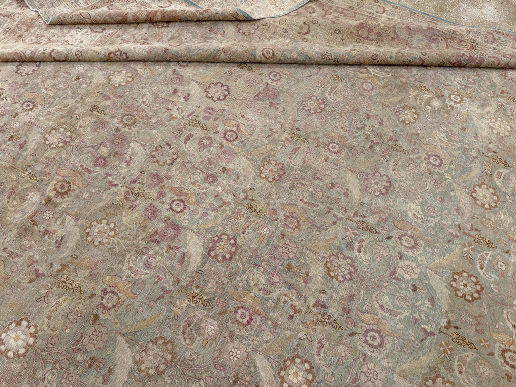 Antique Persian Mashad Carpet, No.18952 - Gsblank