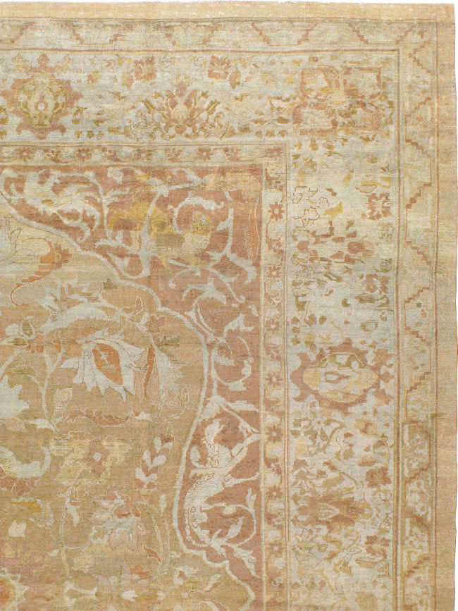Antique Indian Agra Carpet, No.18961 - Gsblank