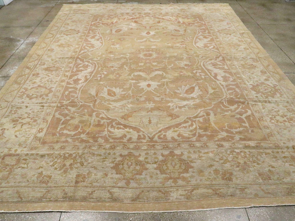 Antique Indian Agra Carpet, No.18961 - Gsblank