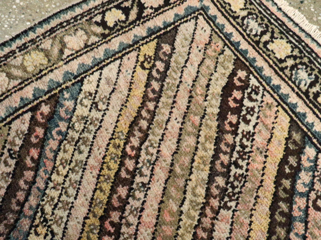 Antique Persian Malayer Rug, No.18963 - Gsblank