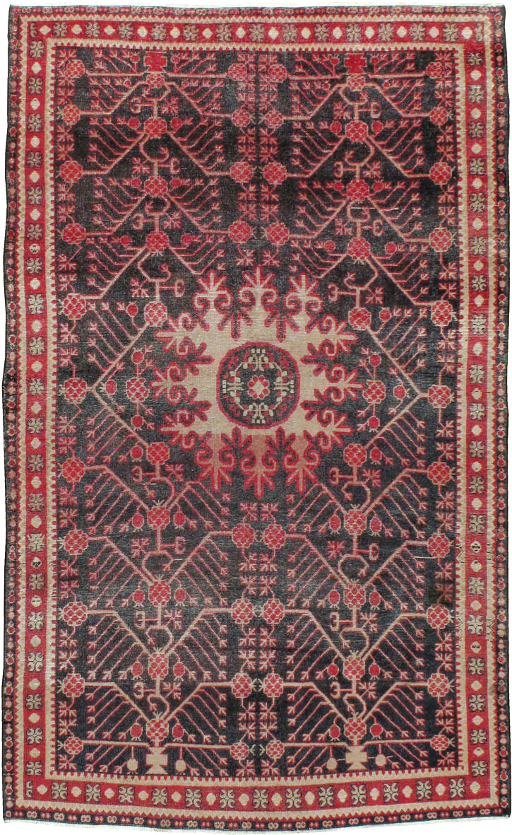 Antique East Turkestan Khotan Carpet, No.18980 - Gsblank