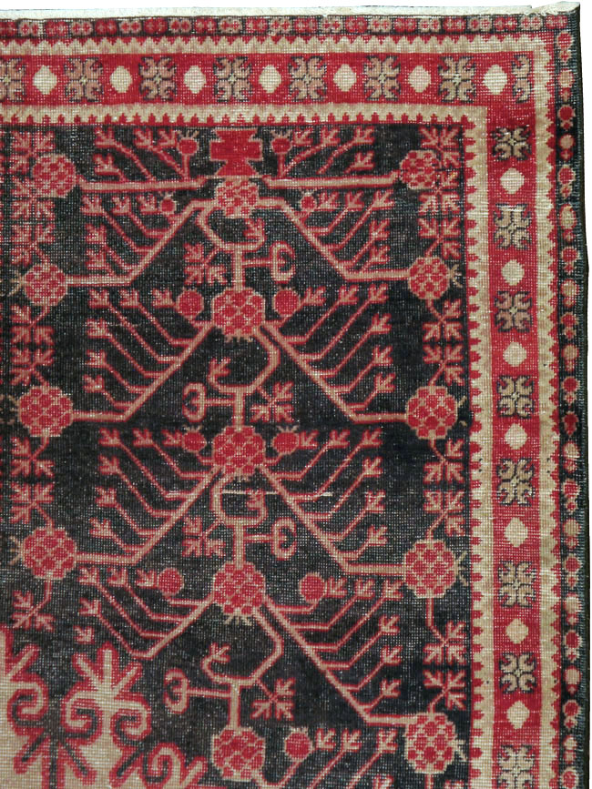 Antique East Turkestan Khotan Carpet, No.18980 - Gsblank