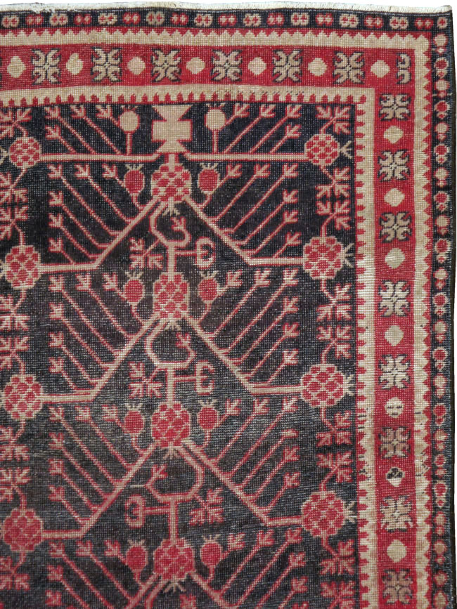 Antique East Turkestan Khotan Carpet, No.18980 - Gsblank