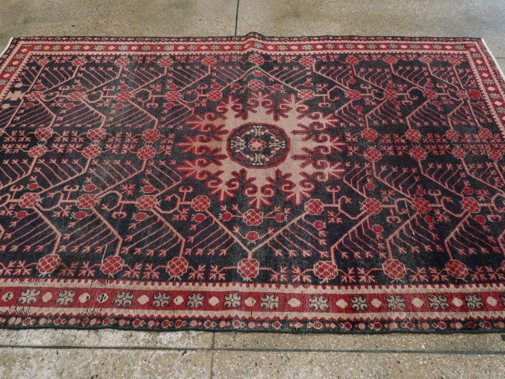 Antique East Turkestan Khotan Carpet, No.18980 - Gsblank