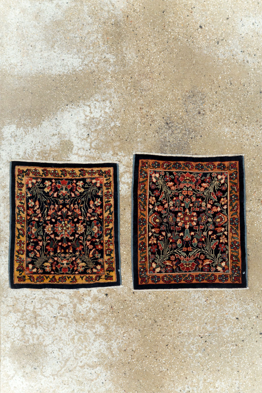 Antique Persian Sarouk Fereghan Square Throw Rug (Pair: 1 of 2), No.19031 - Gsblank