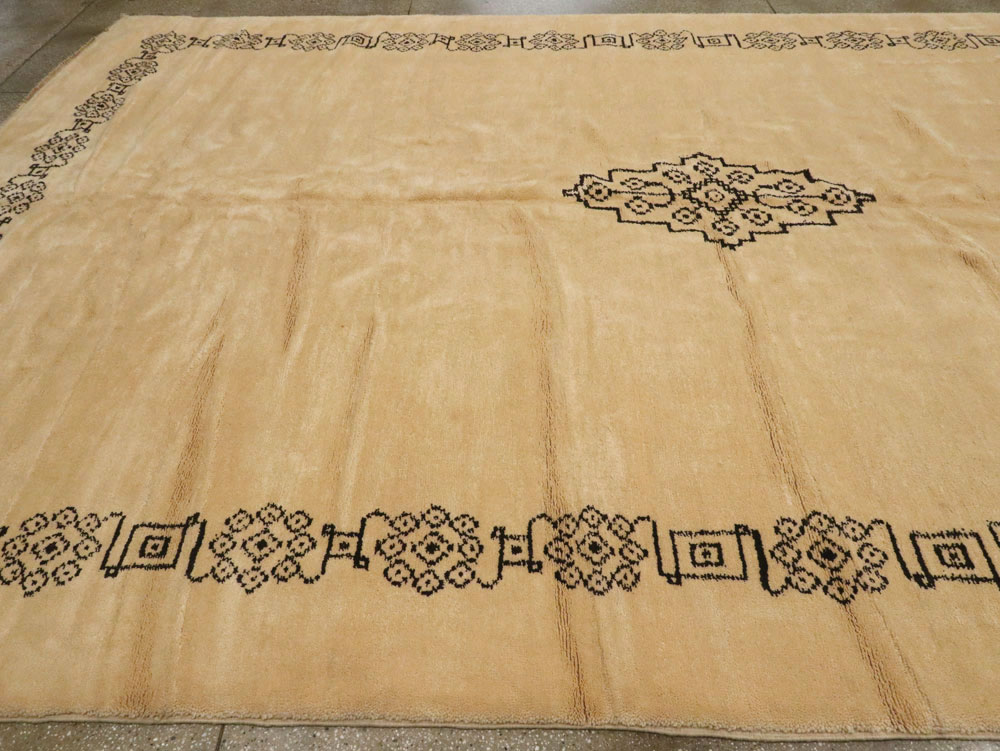 Vintage Moroccan Carpet, No.19044 - Gsblank