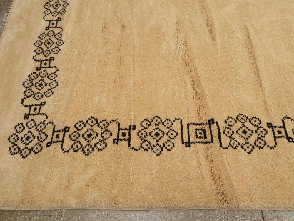 Vintage Moroccan Carpet, No.19044 - Gsblank