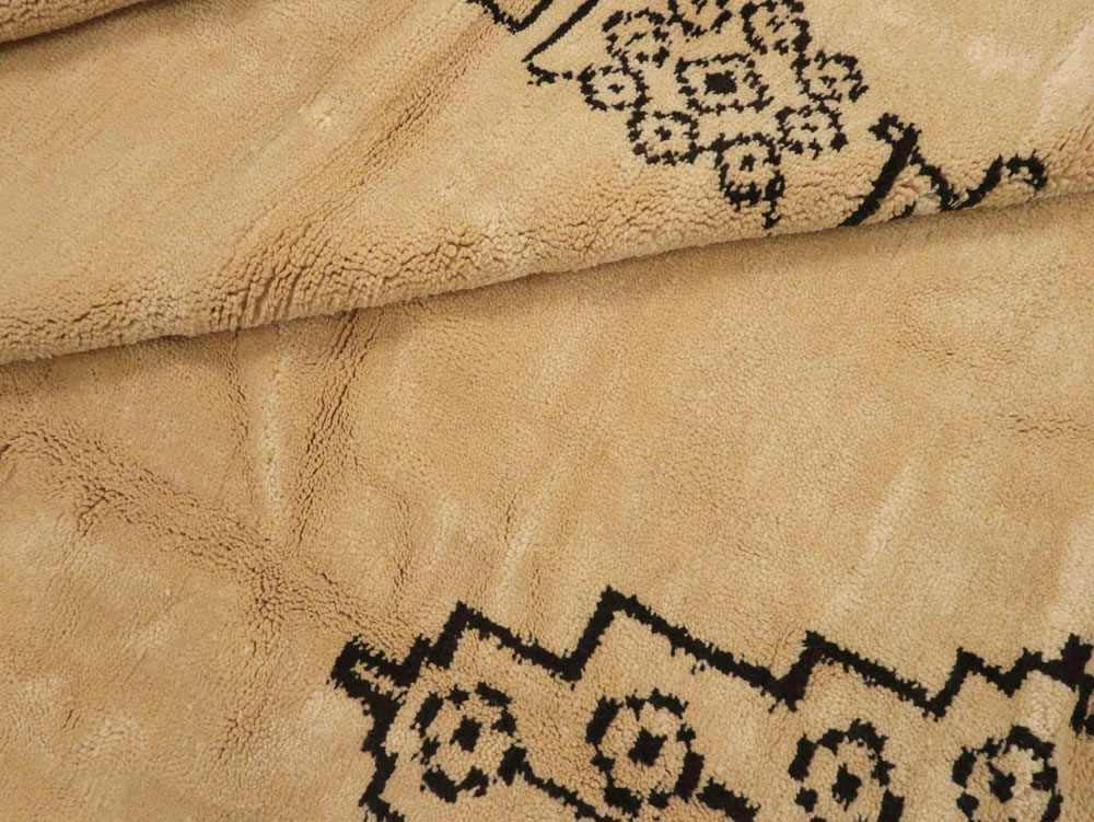 Vintage Moroccan Carpet, No.19044 - Gsblank