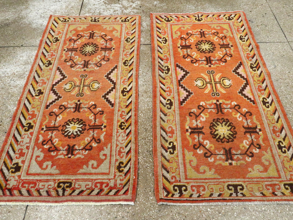 Vintage East Turkestan Khotan Rug (Pair: 1 of 2), No.19050 - Gsblank