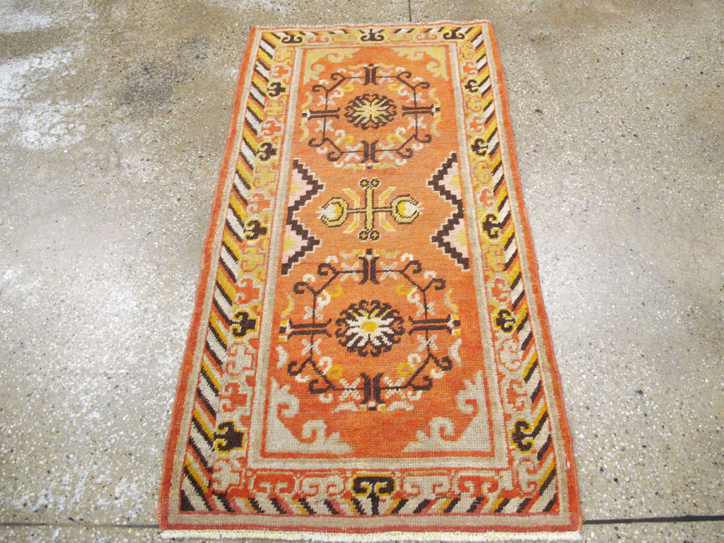 Vintage East Turkestan Khotan Rug (Pair: 2 of 2), No.19051 - Gsblank