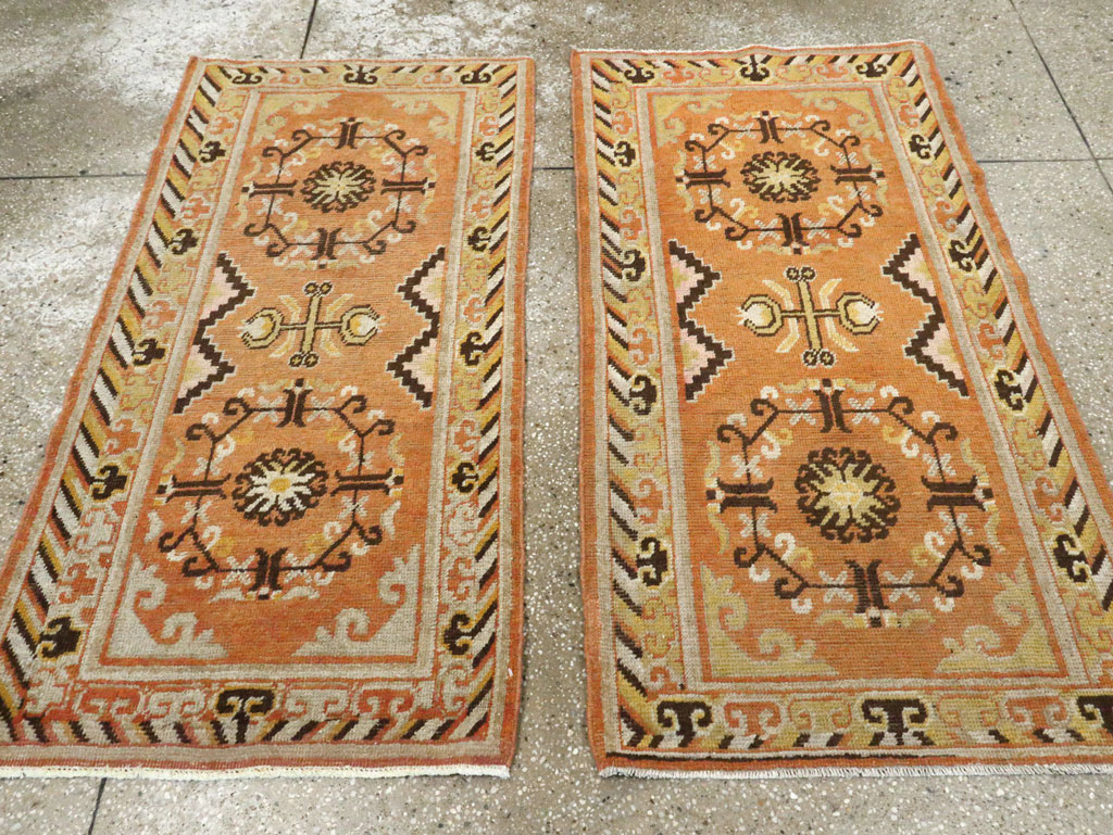 Vintage East Turkestan Khotan Rug (Pair: 2 of 2), No.19051 - Gsblank