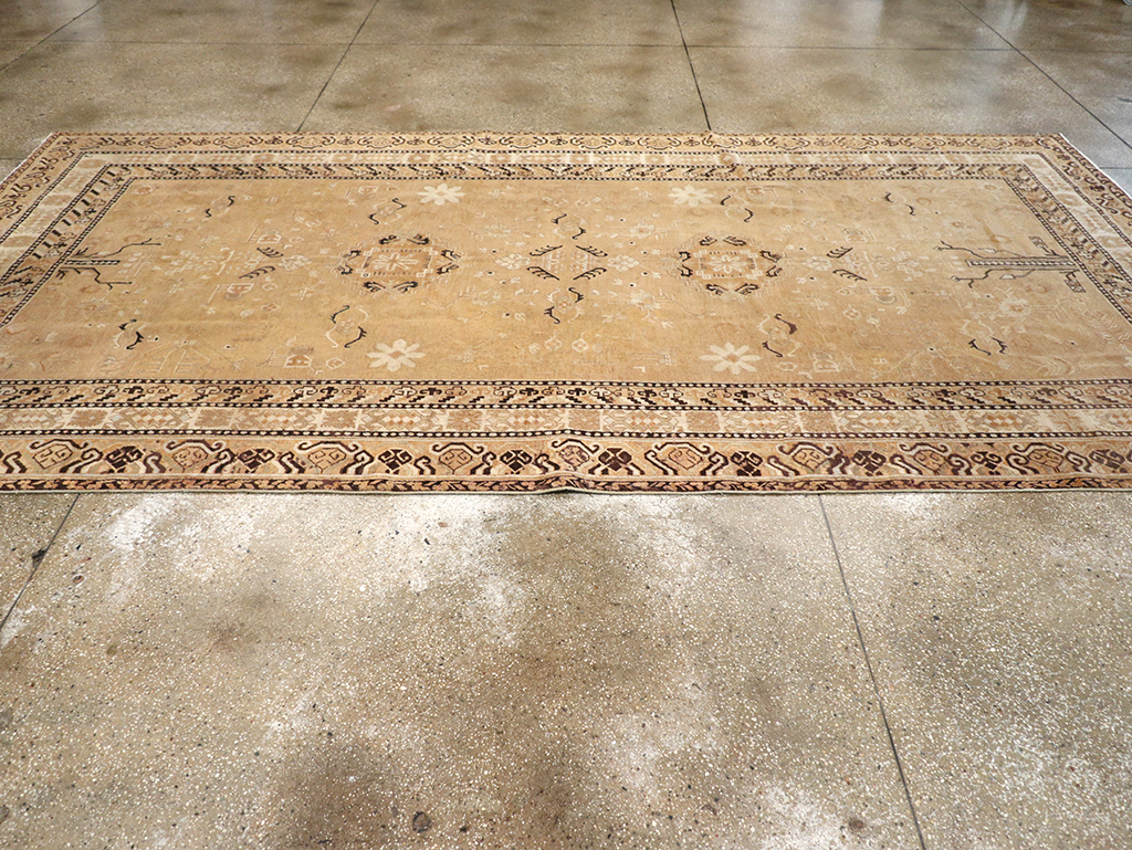 Antique East Turkestan Khotan Carpet, No.19052 - Gsblank