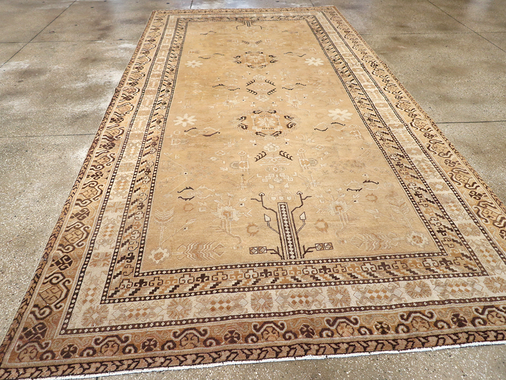 Antique East Turkestan Khotan Carpet, No.19052 - Gsblank