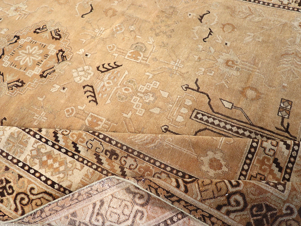 Antique East Turkestan Khotan Carpet, No.19052 - Gsblank