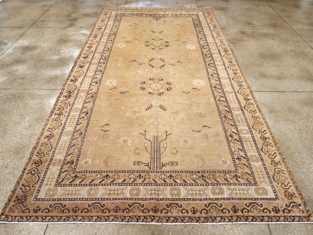 Antique East Turkestan Khotan Carpet, No.19052 - Gsblank