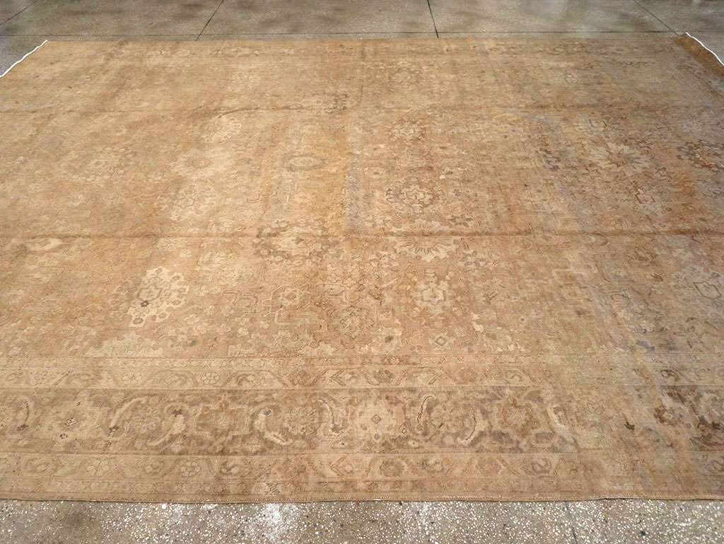 Antique Persian Tabriz Carpet, No.19055 - Gsblank
