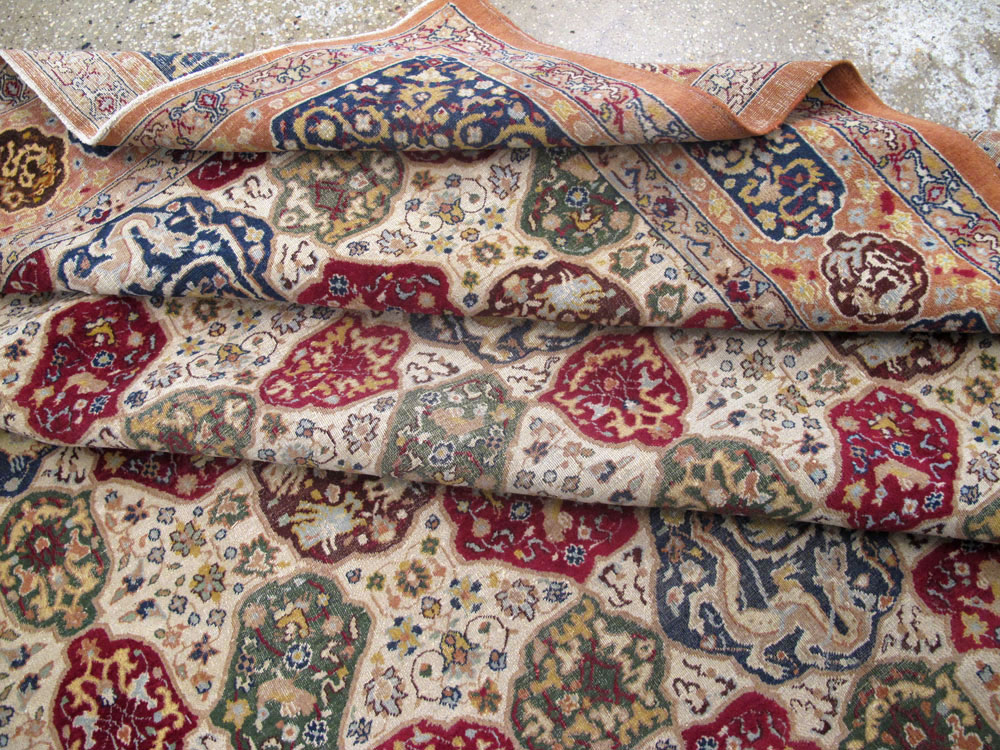 Antique Indian Lahore Carpet, No.19073 - Gsblank