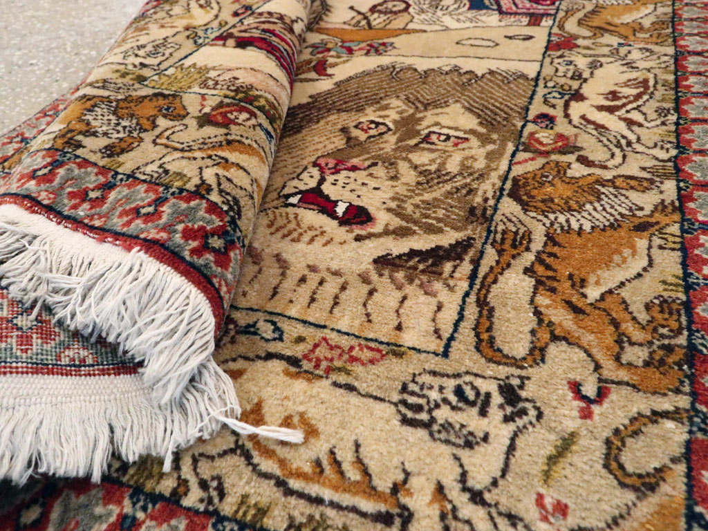 Vintage Persian Tabriz Pictorial Rug, No.19079 - Gsblank