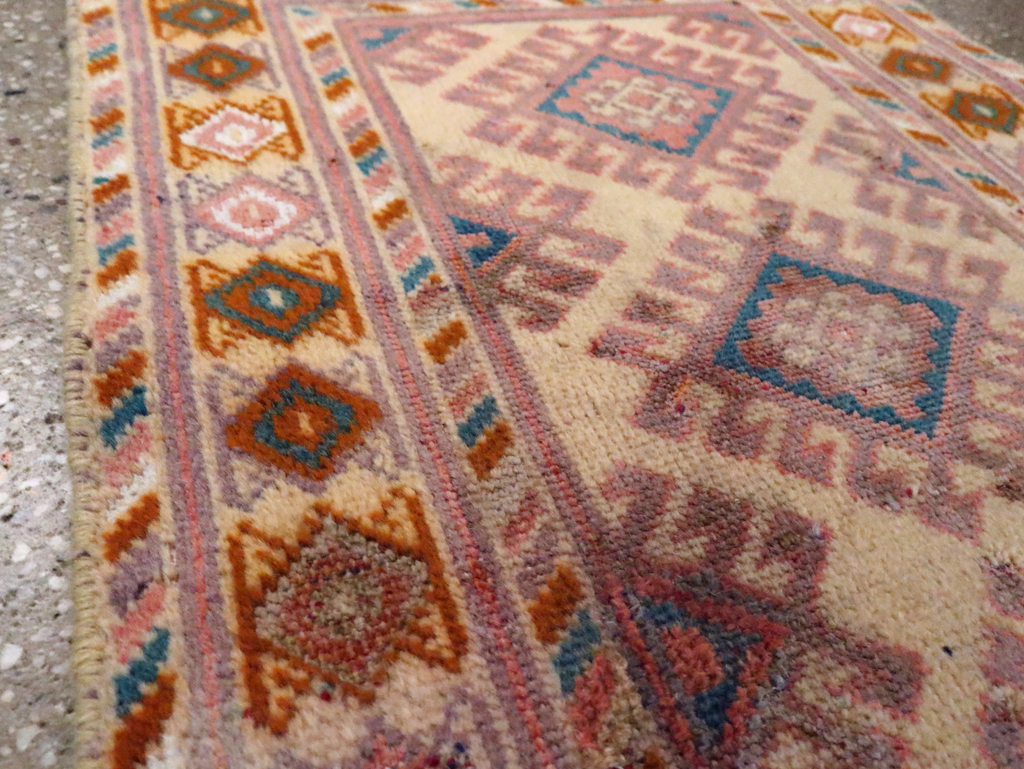 Antique Persian Kurdish Rug, No.19085 - Gsblank
