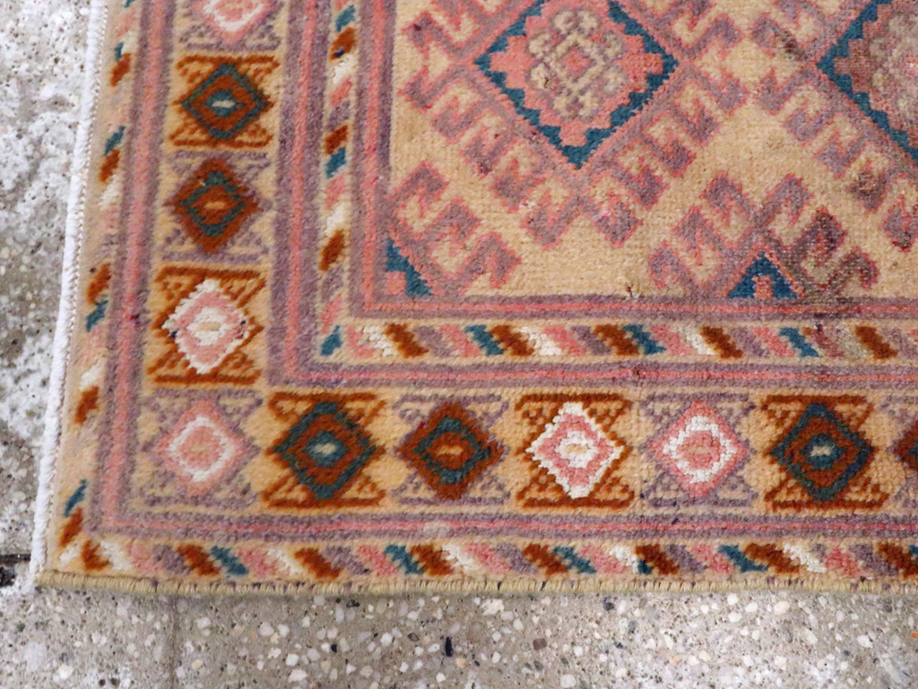 Antique Persian Kurdish Rug, No.19085 - Gsblank