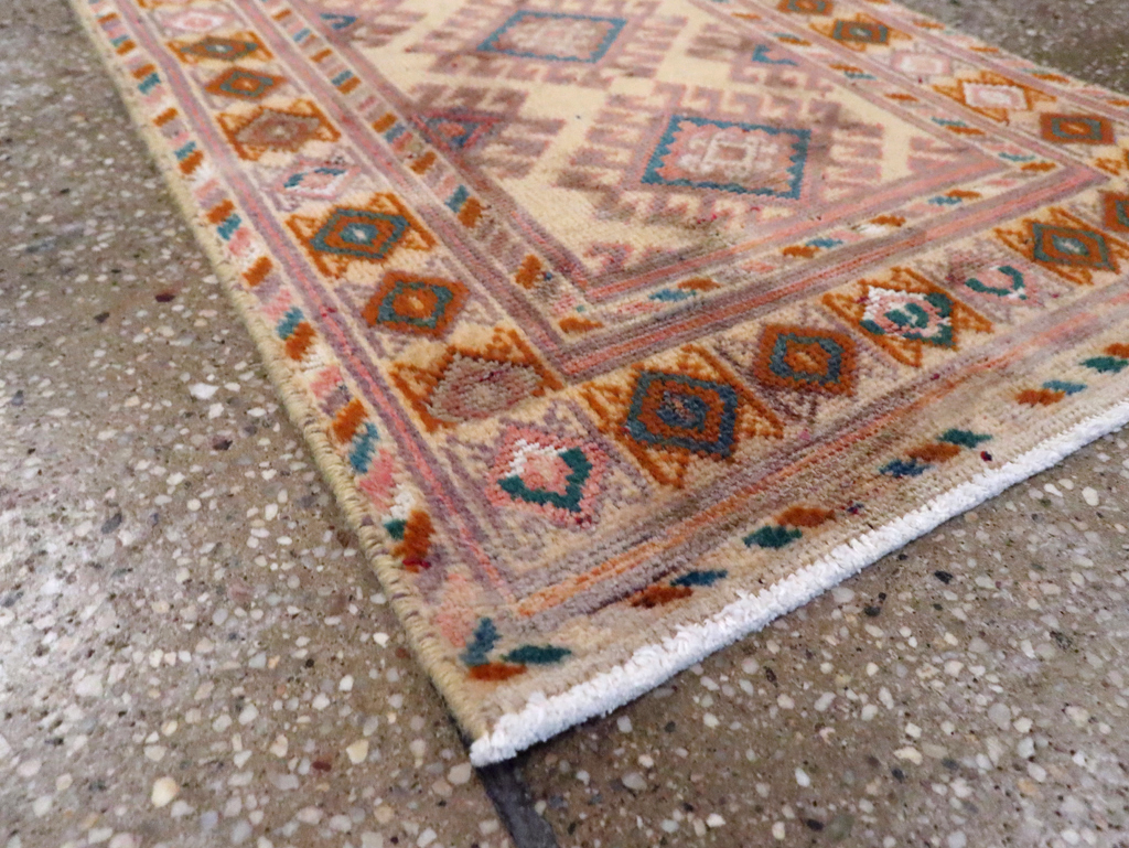 Antique Persian Kurdish Rug, No.19085 - Gsblank