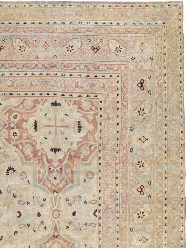 Antique Persian Khorassan Carpet, No.19105 - Gsblank