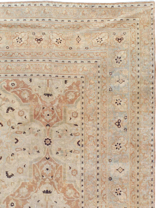 Antique Persian Khorassan Carpet, No.19105 - Gsblank