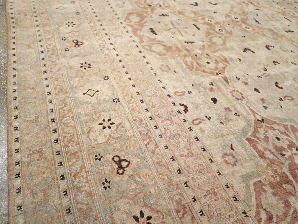 Antique Persian Khorassan Carpet, No.19105 - Gsblank