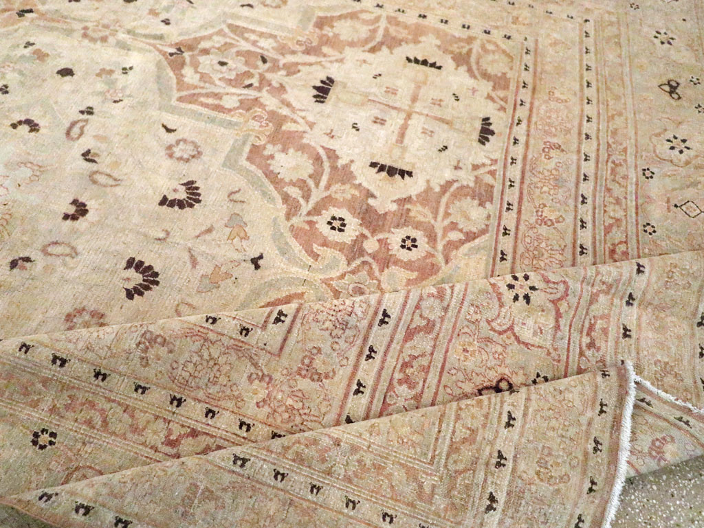 Antique Persian Khorassan Carpet, No.19105 - Gsblank