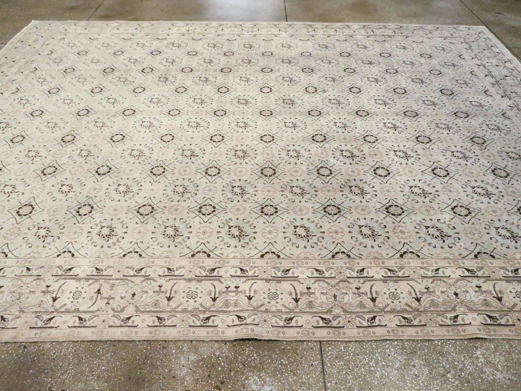 Antique Persian Mashad Carpet, No.19115 - Gsblank