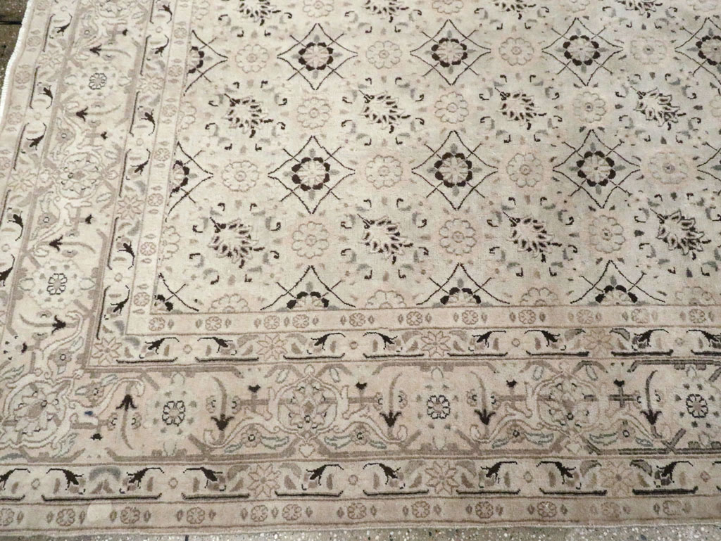 Antique Persian Mashad Carpet, No.19115 - Gsblank