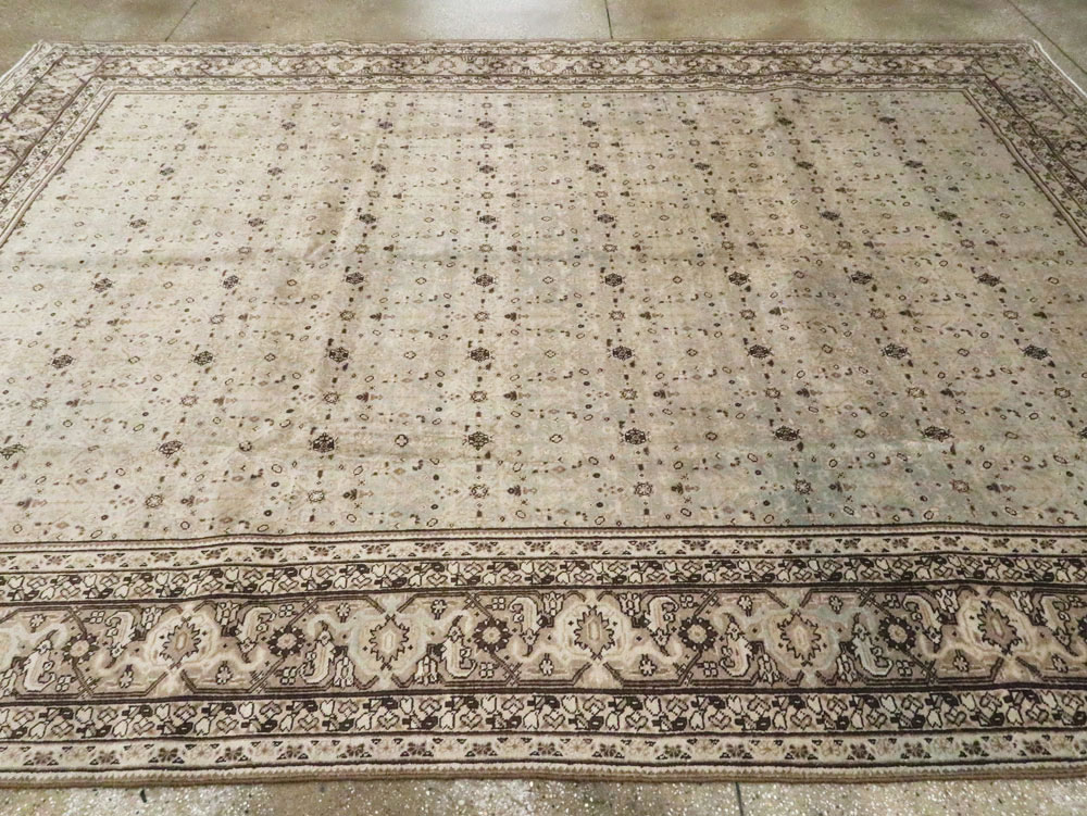 Antique Persian Tabriz Carpet, No.19156 - Gsblank