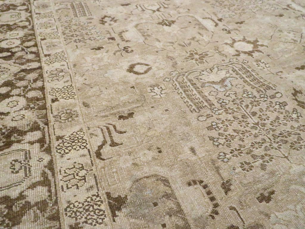 Vintage Persian Tabriz Small Room Size Carpet, No.19171 - Gsblank