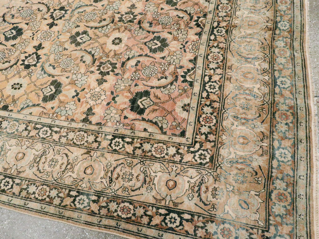 Antique Persian Lavar Kerman Carpet, No.19237 - Gsblank