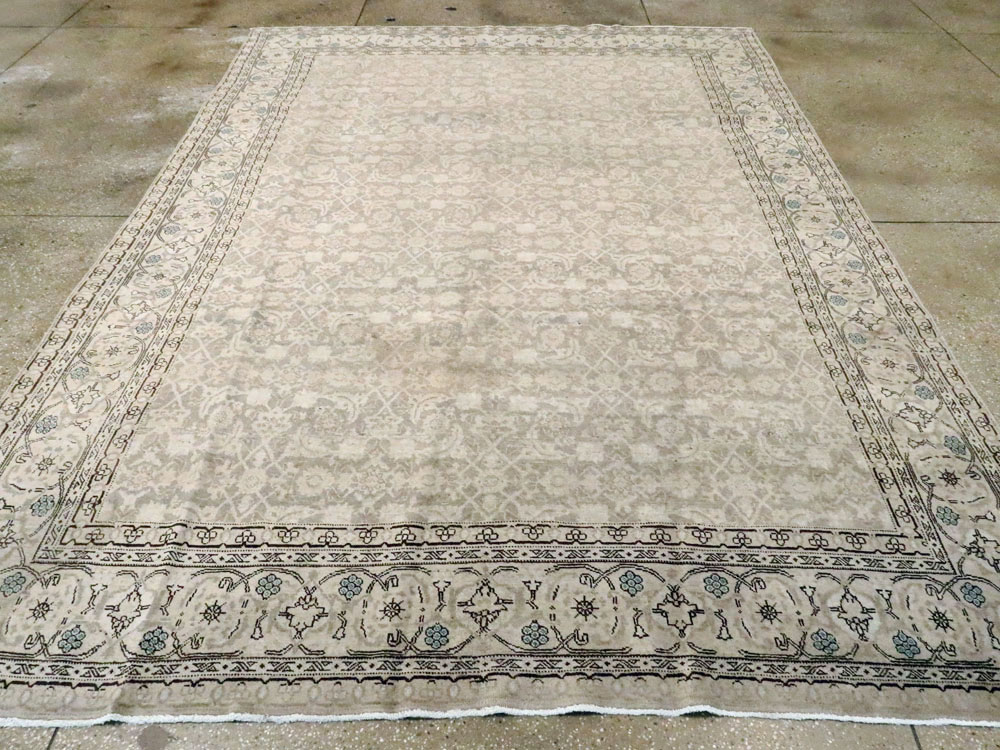 Antique Persian Tabriz Carpet, No.19283 - Gsblank